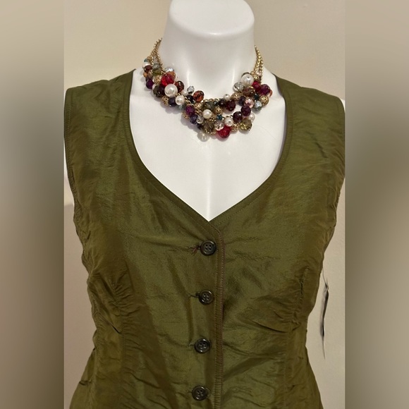 Areli Collection Purple Green NWT Reversible Button Down Blouse Sz 10. 100% Silk - Picture 2 of 15